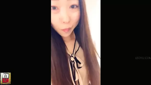 JG-563 01 Self filmed defecation videos with live commentary and a camera placed directly under the anus. VOL. 2
