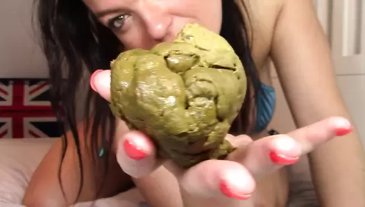 Evamarie88 - Hungry For Mommys Panty Shit