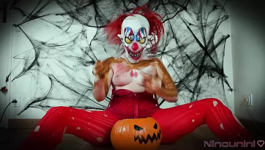 Ninounini - DIRTY HALLOWEEN: I shit and piss in a pumpkin for Halloween before playing with the contents and fucking my ass ! (SCAT / PISS (x2) / FOOD FETISH / ORGASM / HARD ANAL / ATM / ATP)
