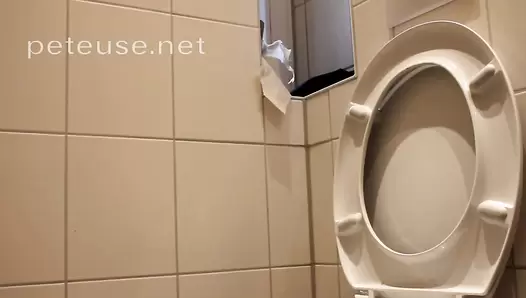Peteuse - Big Big and Big POOPS!