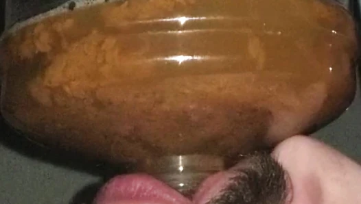 SSBBW Queen Siya - (HUGE LOADS) New SLAVE vs. Experienced TOILET