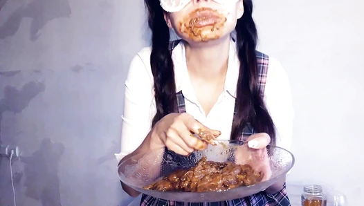 ScatLina - Shit with honey part 1