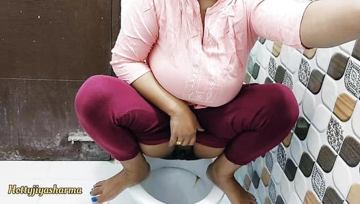 hottyjiyasharma - Sexy indian Mom Pooping like a cow and farting with pissing, Amateur Collection, hottyjiyasharma - Sexy indian Mom Pooping like a cow and farting with pissing, Amateur Collection,