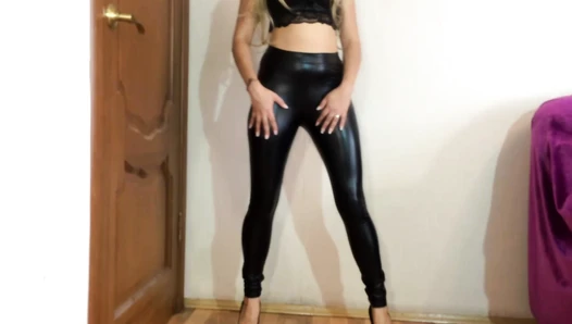 ElenaToilet - Slave Mouth is the Best Toilet