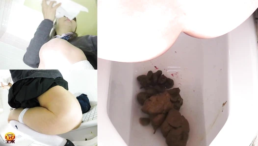 EE-225 02 Young schoolgirls and female students pooping on Japanese style toilet. Multi angle view voyeur