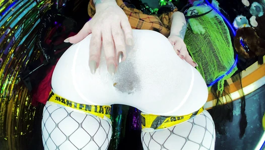 DirtyBetty - Scat investigation! Do you…