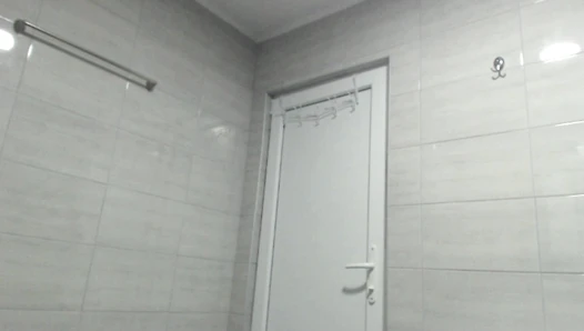 angelinajolie - Pooping again