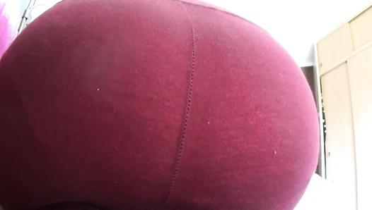 HotDirtyIvone - AN Lick my red hole