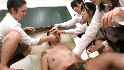 Fetidistrojp - Teacher punishes schoolgirls with after school detention