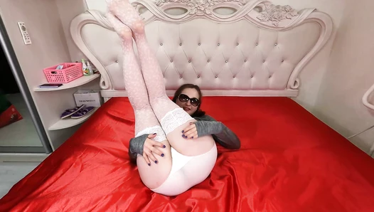 ElenaToilet - Pantypoop Girl