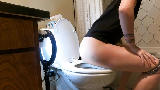 gassy - 4k Classy poo comp #3