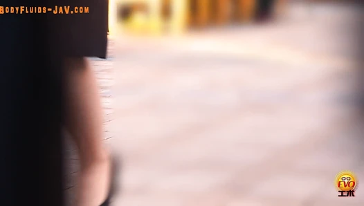 DLEE-815 Hidden camera footage of a beautiful bus guide taking extremely thick poops