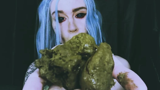 DirtyBetty - This is Spooky Scat Wife Betty