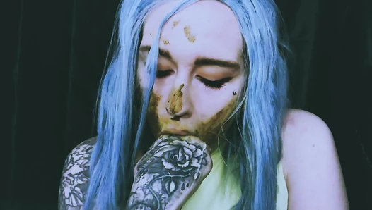 DirtyBetty - This is Spooky Scat Wife Betty