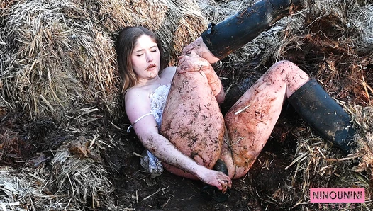 Ninounini - SHIT TASTING IN A MANURE PILE