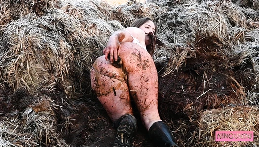Ninounini - SHIT TASTING IN A MANURE PILE