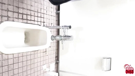 FF-420 02 No toilet paper in womens public toilets! Tracking their butts in the city and watching them walk uncomfortably after defecation
