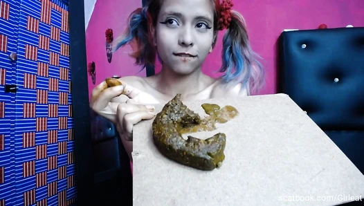 Sirena Rozhevy - At the request of many, here is another video eating all my shit