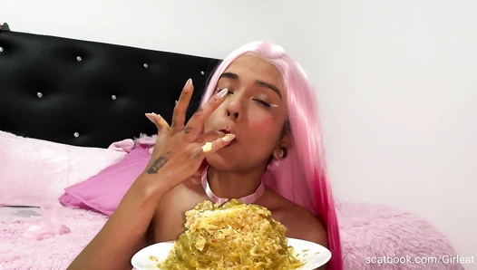 Sirena Rozhevy - Fun with Cake and Shit with Girleat