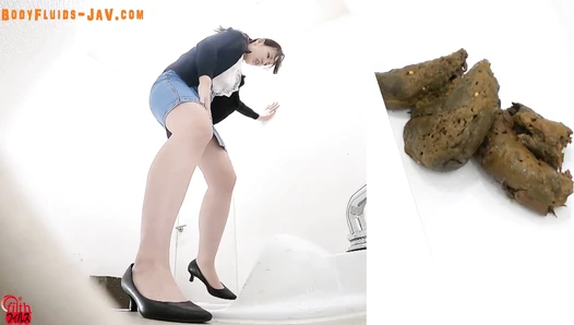 BFFF-534 Long Shit in the Toilet