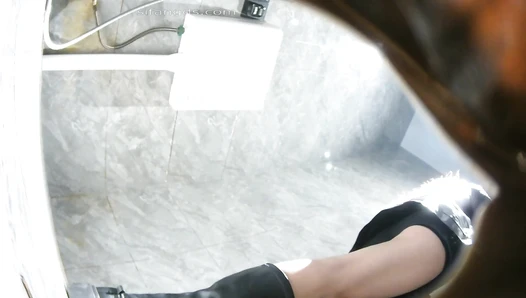 BFJP-170 love in a Public Toilet