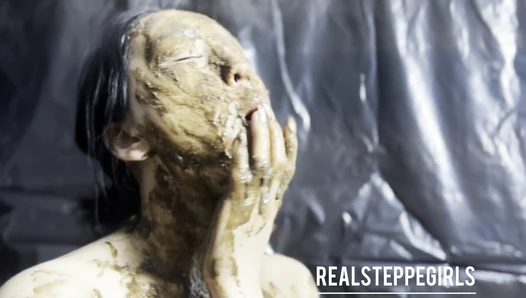 asiansteppe - Steppegirl Lisa eating and smearing her own scat