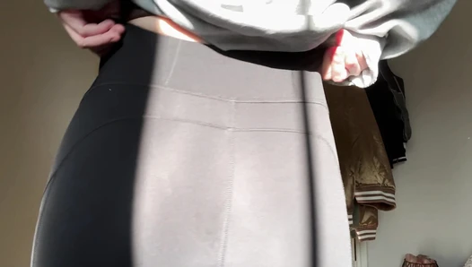 Naughtygirl1993 - Locked out of the bathroom
