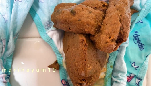Marinayam19 - Panty poop gets pussy creamy