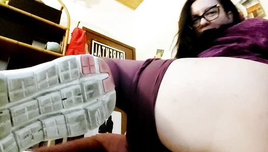 Nicolettaxxx - Farts in yogapants on Rosy