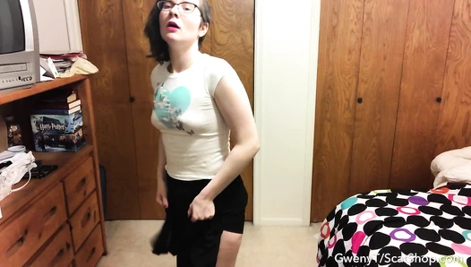 GwenyT - Accident Before Gym Class