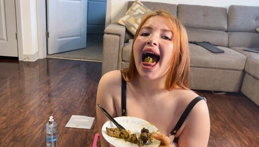 GingerCris - Eating My Shit-Frosted Cookie