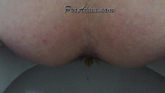 suppkakiem - Young lady pooping on toilet in the morning