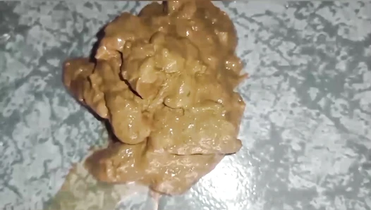 Miamartins - Poop and fart squatting