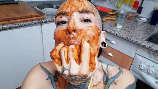 Lamia Dark - I fuck my ass with a banana