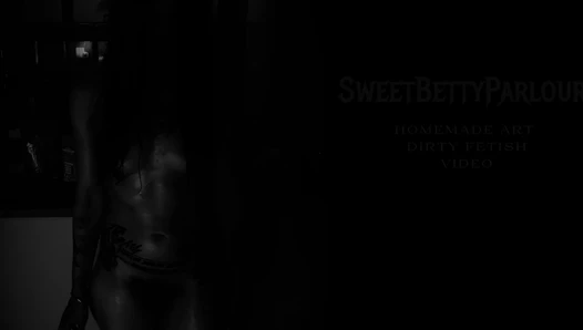 Betty Parlour - This is like dirty sleepwalking <3