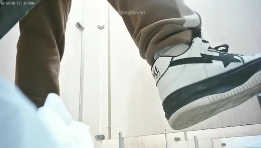 New leaked toilet filming master sneaked into the womens restroom