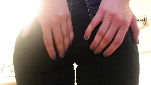 Tina Amazon - Jeans tease then shit