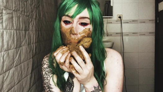 DirtyBetty - -My hobby creepy scat play!