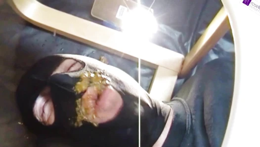 RosellaExtrem - Living toilet filled with shit, piss, spit!