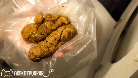 MakeKatPurrrr - Shitting For You Vol. 3