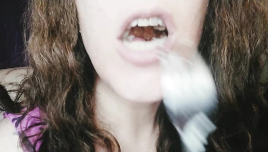 Xiomara Fox Fetish Queen - Watche me eat and shit