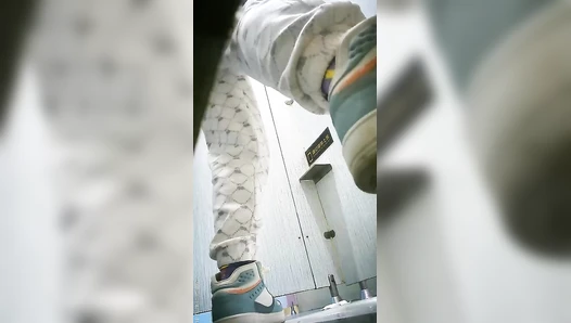 China Toilet Voyeur 2392