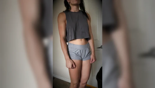 VulgarVixen - Desperate Girl Relieves Herself in Tub, Finds Out She Likes It.