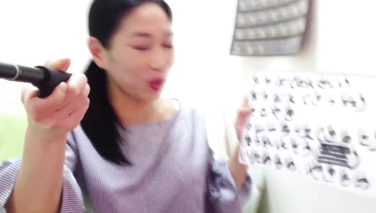 JP Fetish Merchant - Honoka Painting With Poop