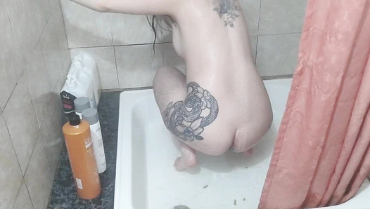 RavenHearth666 - Stepping and squashing poop with my feet