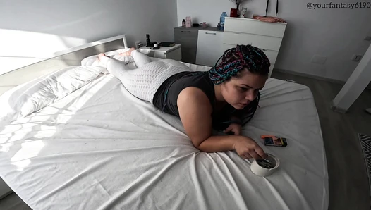Yourfantasy6190 - Gassy load in my white leggings while I smoke