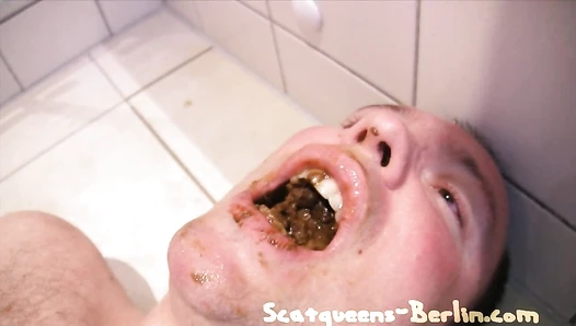 Scatqueens-Berlin - (S)cat Lady Shits P2