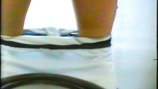 girl pooping and pissing