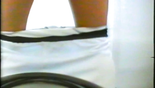 girl pooping and pissing