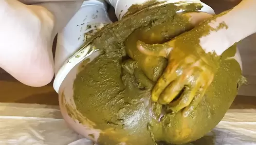p00girl - Diarrhea in shorts, fisting,dirty ass